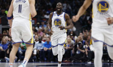 The Golden State Warriors beat the Dallas Mavericks 127-125.