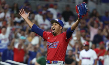 Edwin Díaz celebrates against the Dominican Republic.