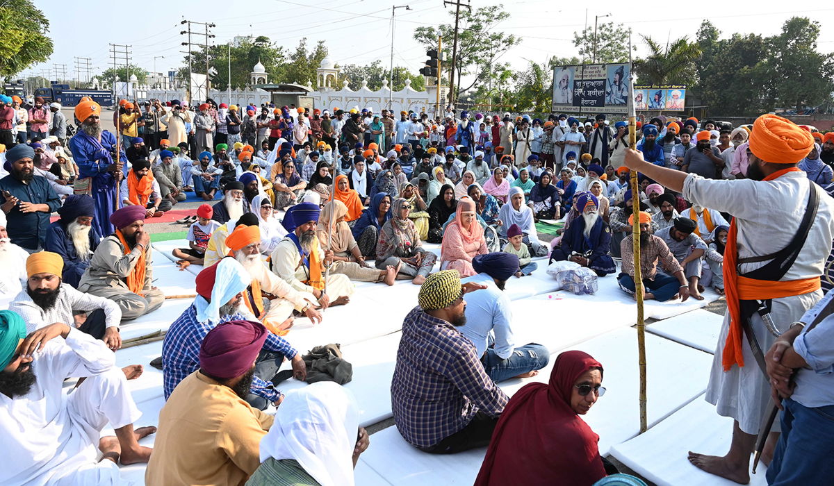 <i>Keshav Singh/Hindustan Times/Getty Images</i><br/>Amritpal Singh's supporters in Mohali