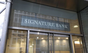 The Signature Bank headquarters at 565 Fifth Avenue in New York