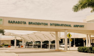 Two planes were little more than a half-mile from colliding at the Sarasota airport