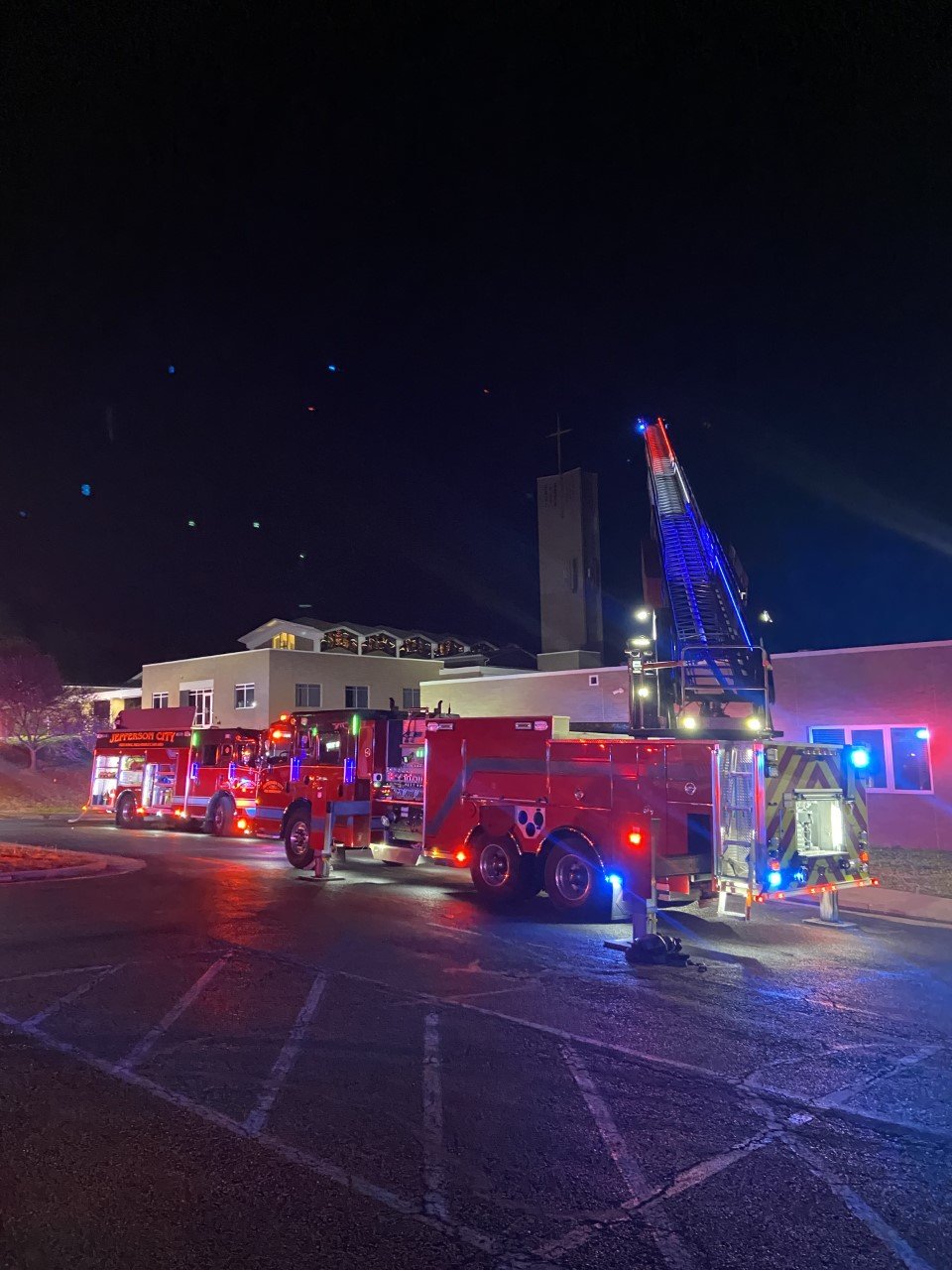Crews respond to fire at Trinity Lutheran School in Jefferson City