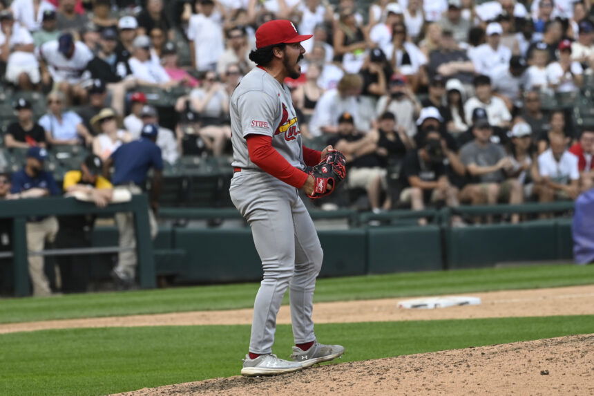 Cardinals end tough first half with series win over White Sox