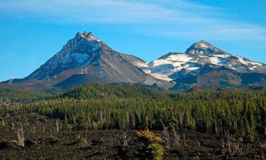 Rescue crews have located the body of an Oregon climber who went missing earlier this week