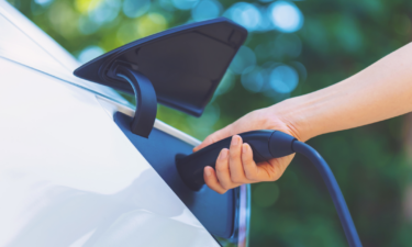 Pros and cons of electric vehicles