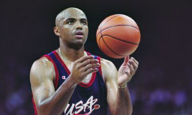 Charles Barkley playing against NBA legend Michael Jordan in 1996.