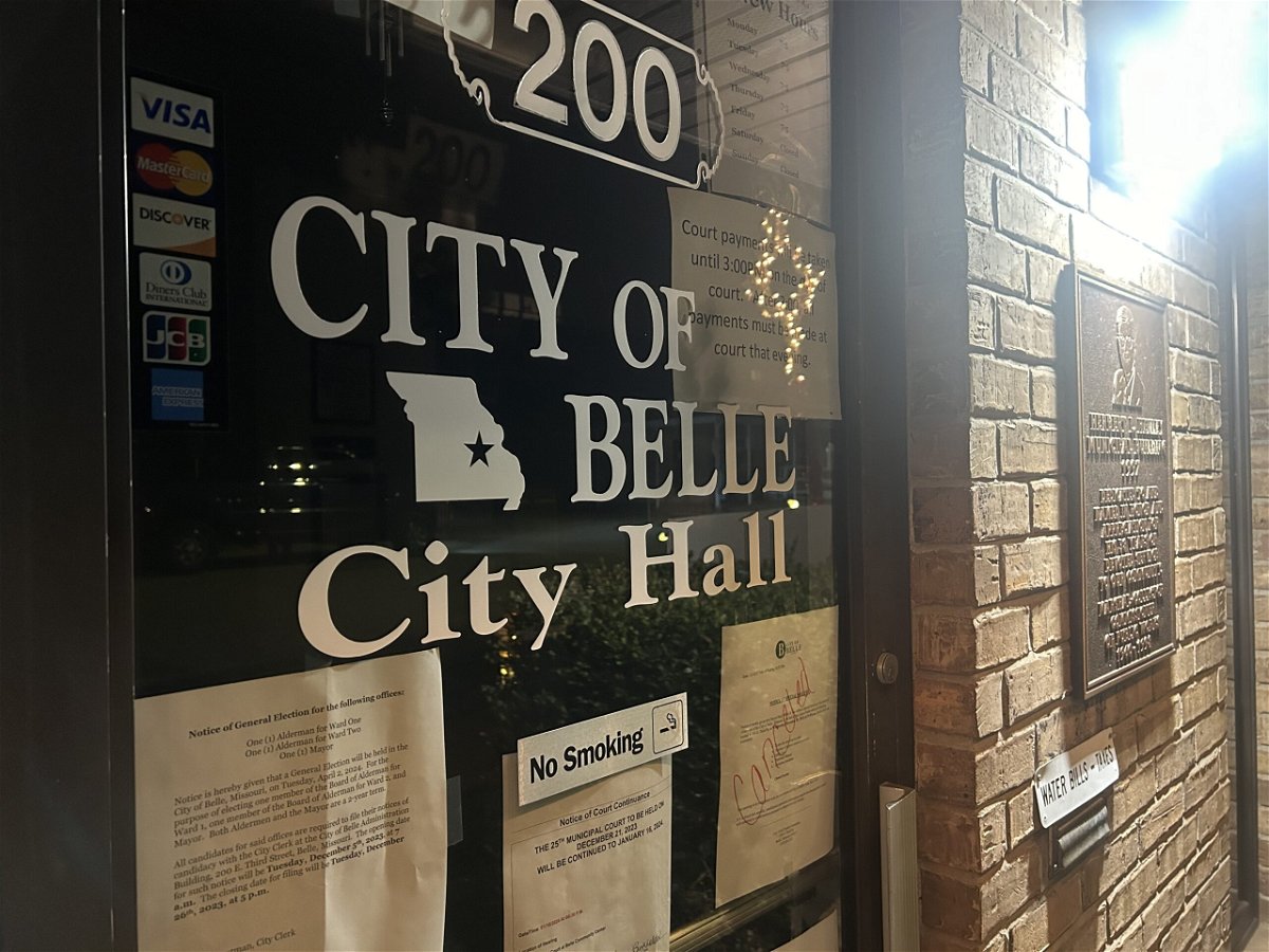 Belle City Hall is seen on Dec. 20. The City has claimed that there were no missing funds from its bank accounts and no guns were missing after criminal charges were filed against its mayor last month.