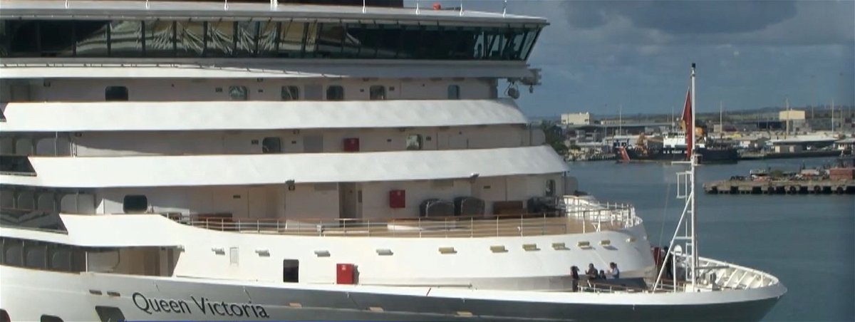 <i></i><br/>The Queen Victoria cruise ship is now docked in Honolulu after dealing with a gastrointestinal illness outbreak.