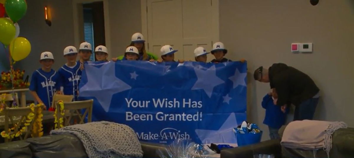 <i>KCCI via CNN Newsource</i><br/>A central Iowa boy will get to live out his dream of visiting Hawaii thanks to the Make-A-Wish Foundation.