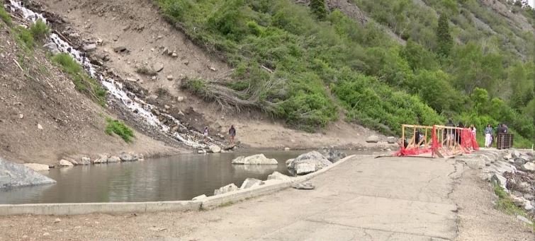 <i>KSLTV.com via CNN Newsource</i><br/>A woman was badly injured Monday after being hit by a falling rock at Bridal Veil Falls in Provo Canyon.