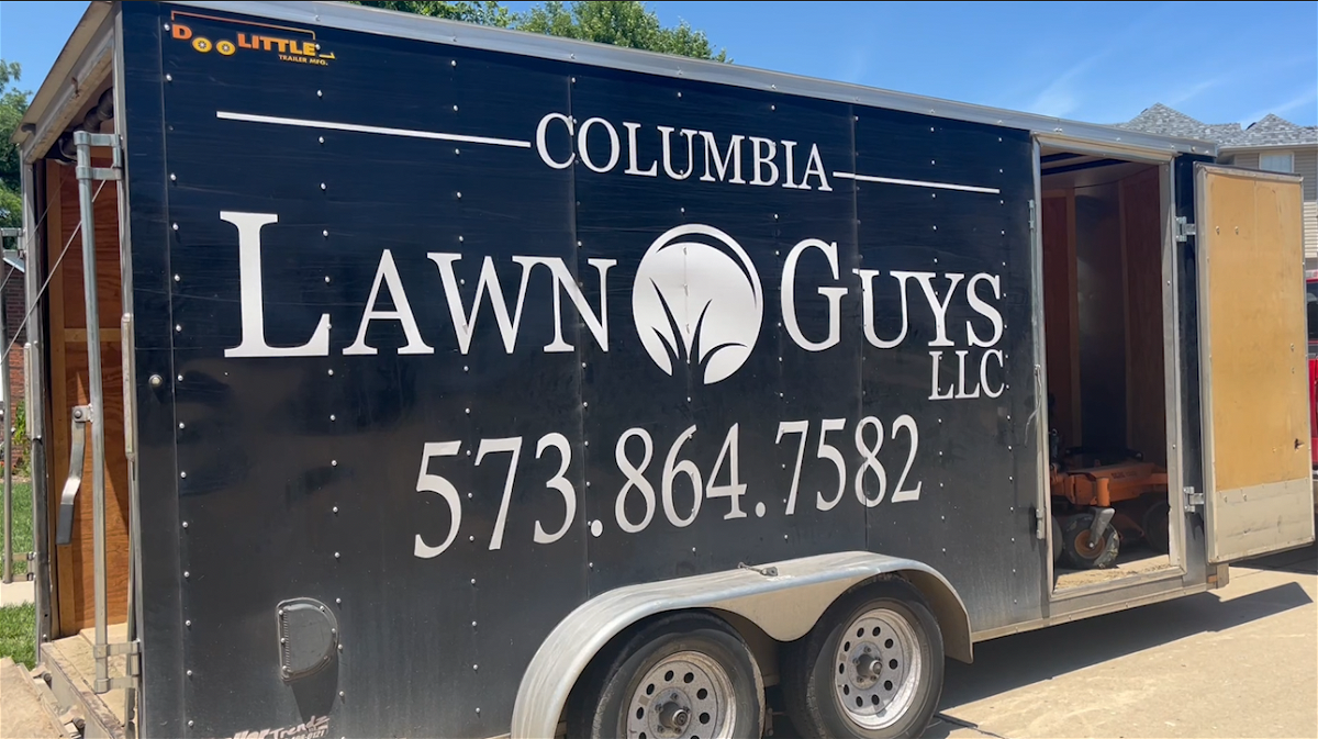 Workers from Columbia Lawn Guys discuss the safety measures they take to avoid heat related illness.