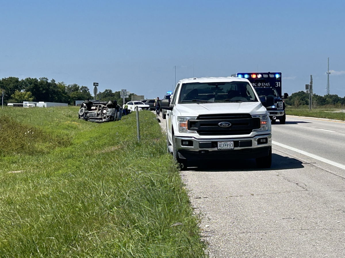 Three injured in three-vehicle crash in Randolph County