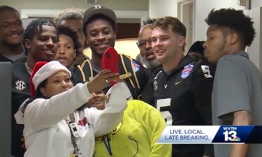 Birmingham Bowl players spent part of their Christmas Day giving back to patients at the Birmingham VA Medical Center. Georgia Tech and Vanderbilt players visited veterans on several floors of the hospital