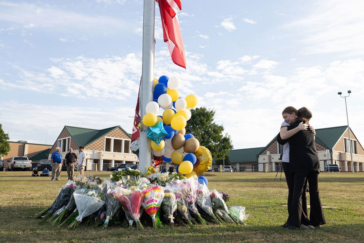 Officer Describes Confronting Apalachee High School Shooter In Smoky ...