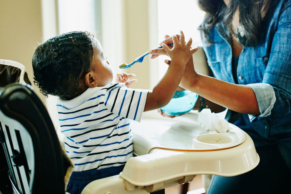 For the first time in history, the US Food and Drug Administration has established guidance for levels of lead in processed baby foods that are sold on supermarket shelves and online.
