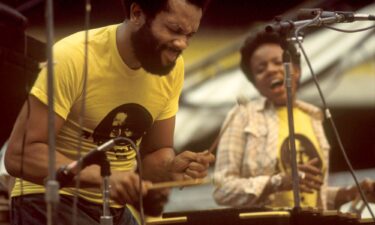 Roy Ayres plays in 1976 at the Kool Jazz Festival in Cincinnati.